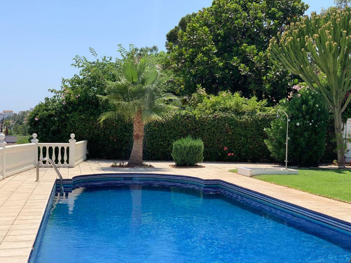 Apartamentai Torremolinos Dış mekan fotoğraf